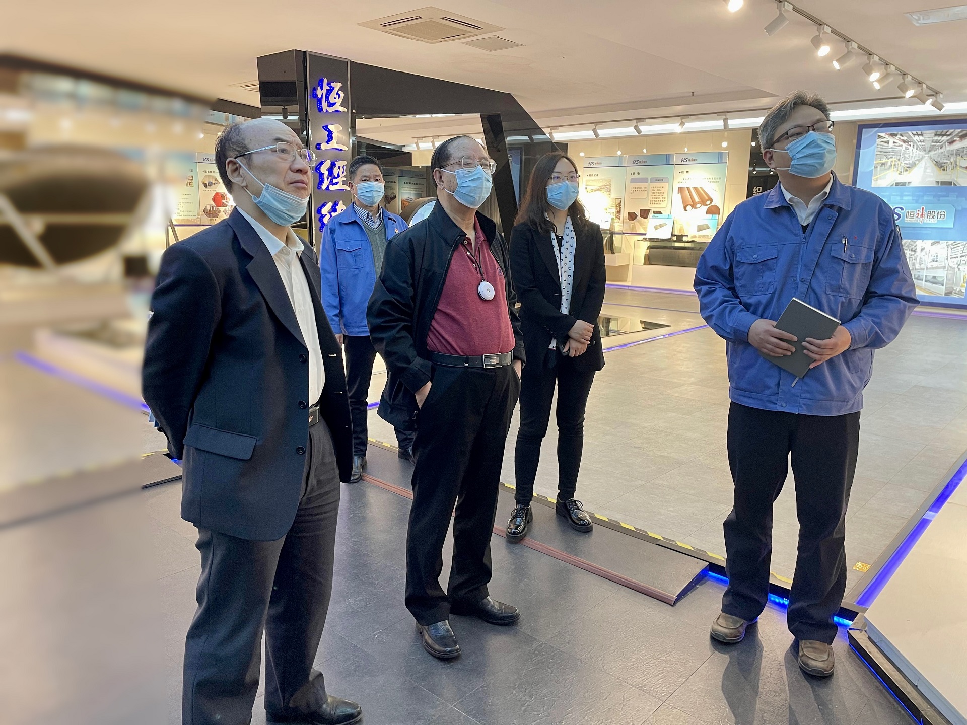 中国开发区协会会长师荣耀一行莅临世界杯官方网页版,世界杯(中国)
股份调研指导工作.jpg